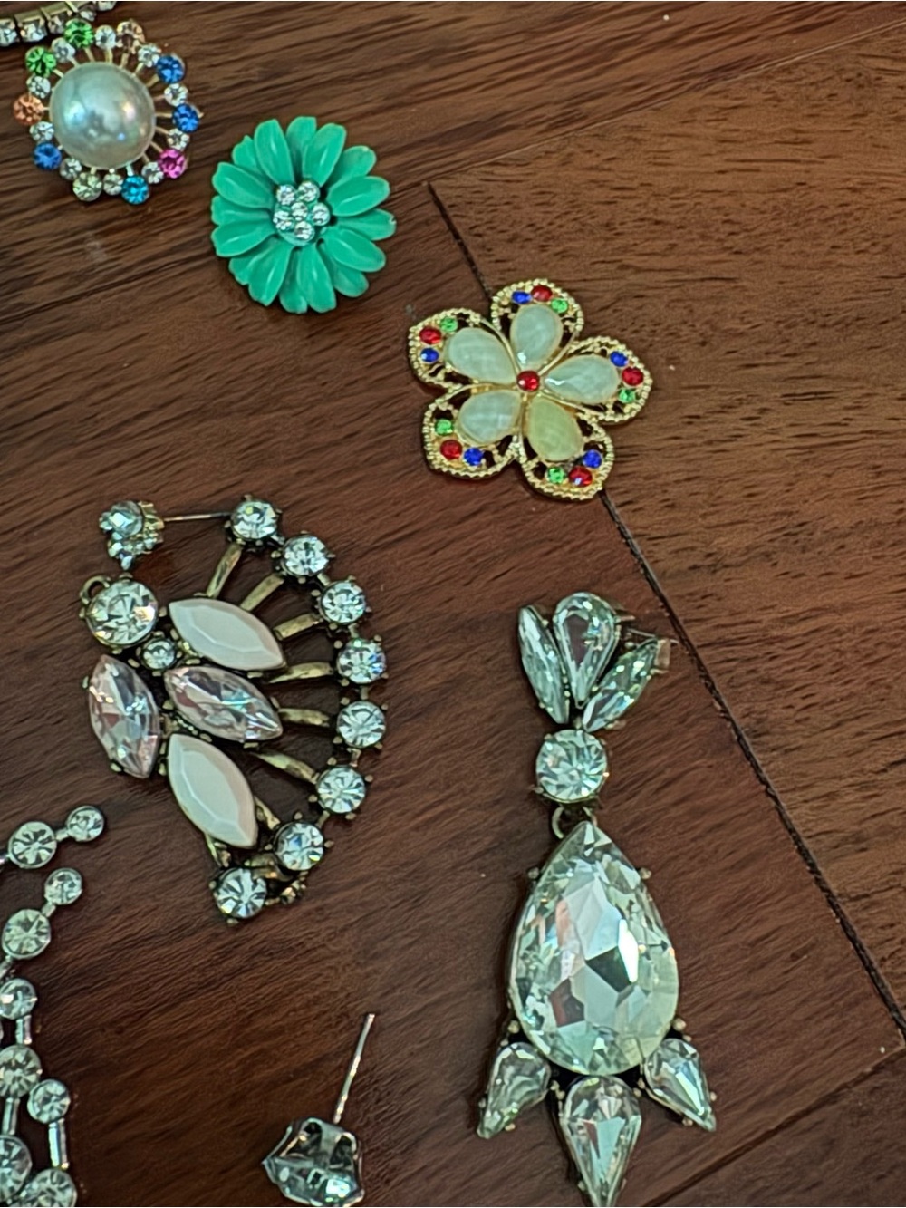 Lot Of Broken Rhinestone Jewelry & Parts For Craft Harvest Upcycle Embellish - Picture 4 of 5